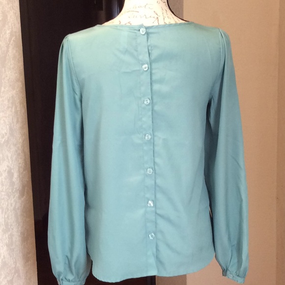 .Blue. Top.polyester - Picture 3 of 4